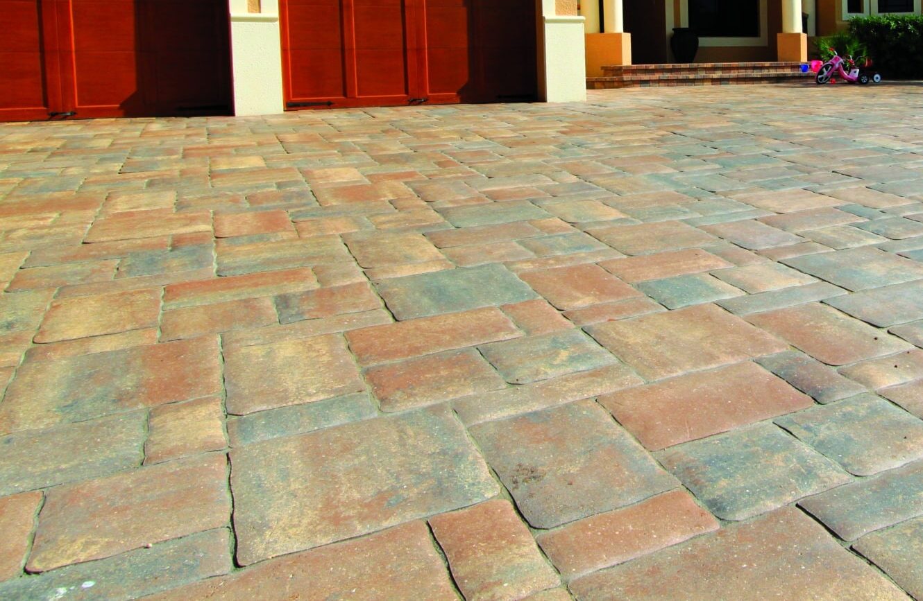 Avila Chestnut – Buff – Charcoal